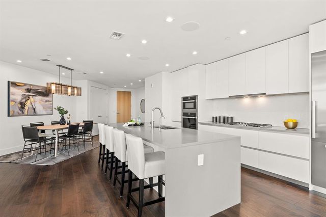 501 West Ave 3403, Austin, TX 78701