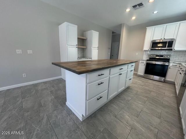 659 W JAHNS Court, Casa Grande, AZ 85122