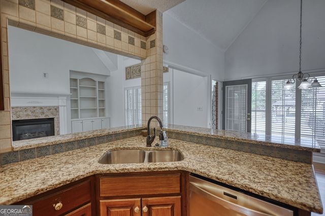 100 Westminster Way, Mcdonough, GA 30252
