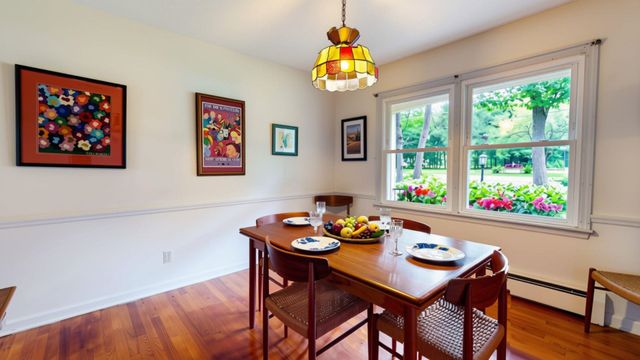 15 Skyline Drive, Essex, VT 05452