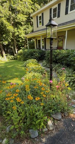15 Skyline Drive, Essex, VT 05452