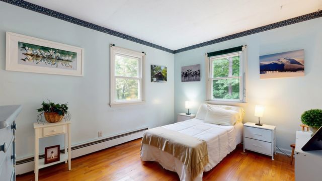 15 Skyline Drive, Essex, VT 05452