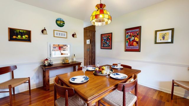15 Skyline Drive, Essex, VT 05452
