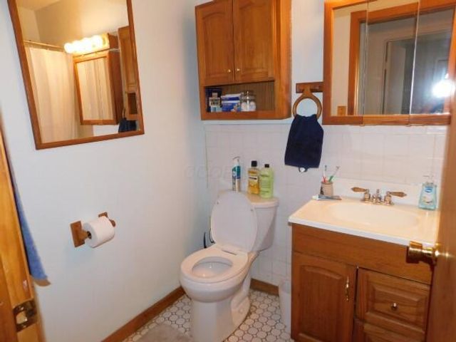 3940 Hillman Road W, Columbus, OH 43207