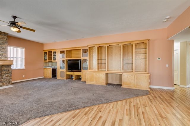 10019 La Cienega Street, Las Vegas, NV 89183