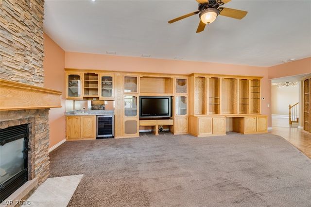 10019 La Cienega Street, Las Vegas, NV 89183