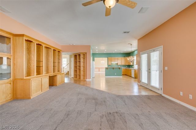 10019 La Cienega Street, Las Vegas, NV 89183