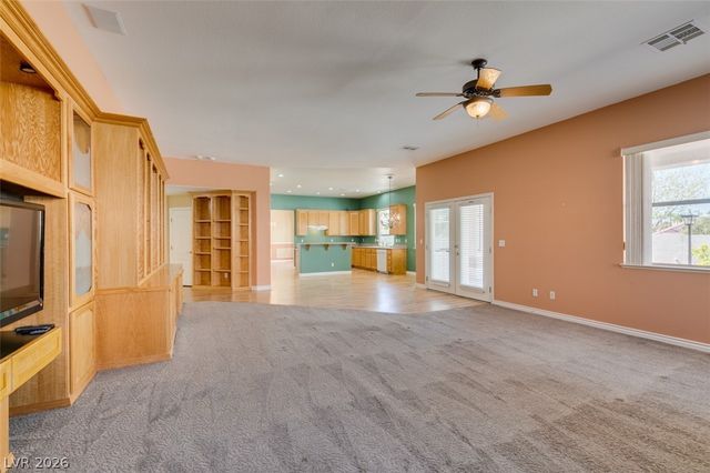 10019 La Cienega Street, Las Vegas, NV 89183