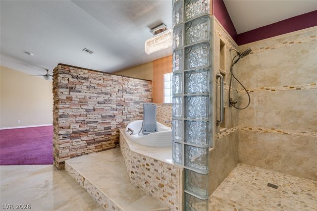 10019 La Cienega Street, Las Vegas, NV 89183