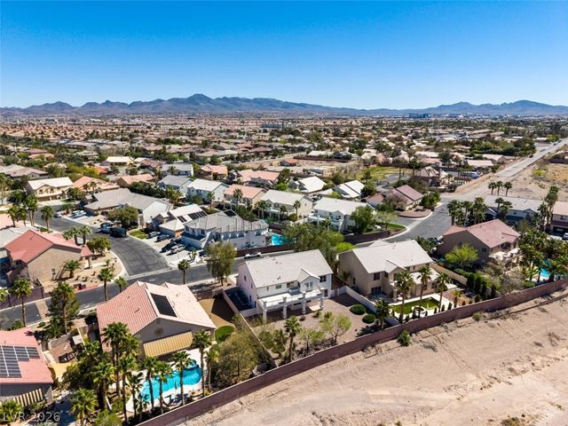 10019 La Cienega Street, Las Vegas, NV 89183