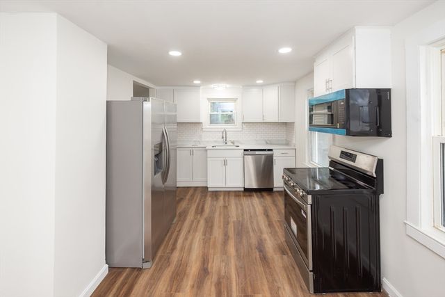 101 Ararat Street, Worcester, MA 01606