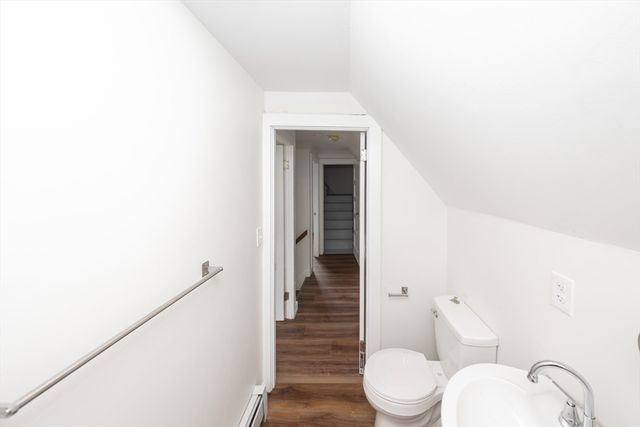 101 Ararat Street, Worcester, MA 01606