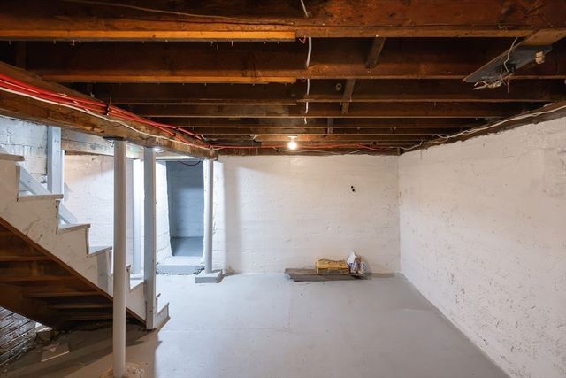 101 Ararat Street, Worcester, MA 01606