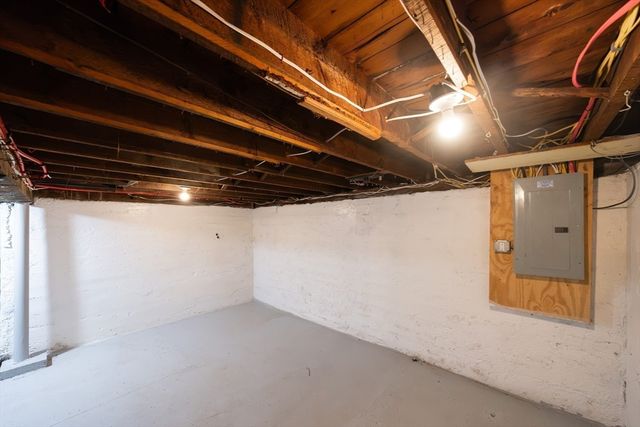 101 Ararat Street, Worcester, MA 01606