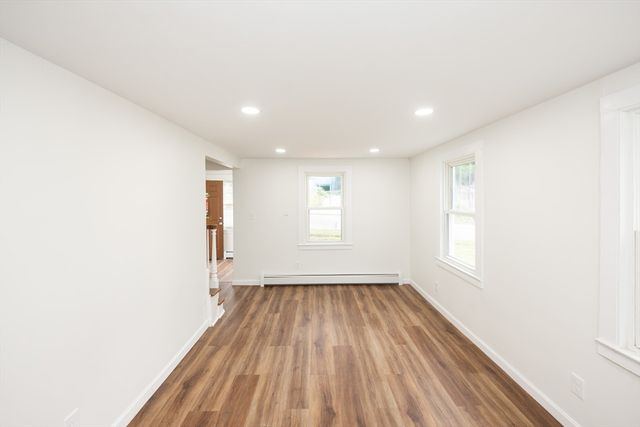 101 Ararat Street, Worcester, MA 01606