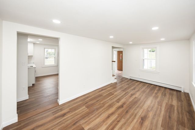 101 Ararat Street, Worcester, MA 01606