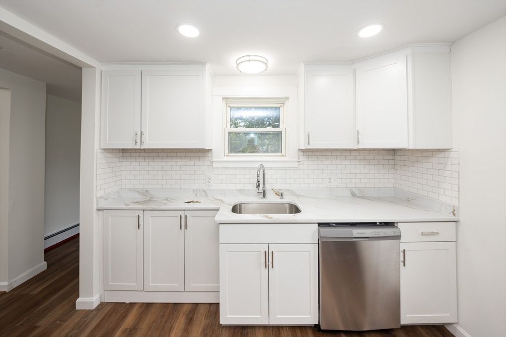 101 Ararat Street, Worcester, MA 01606