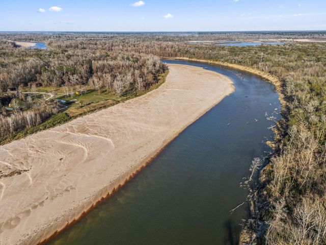 236 Pine Ridge Drive, Cleveland, TX 77327