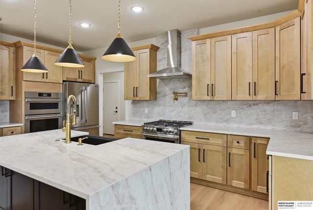 2432 S 182nd Circle, Omaha, NE 68130