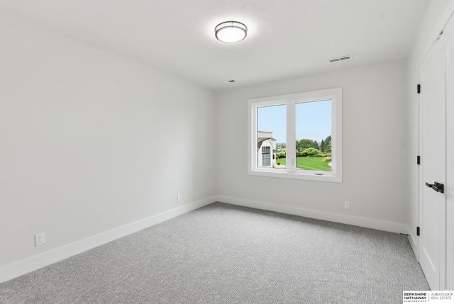 2432 S 182nd Circle, Omaha, NE 68130