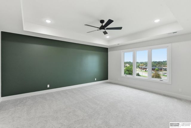2432 S 182nd Circle, Omaha, NE 68130