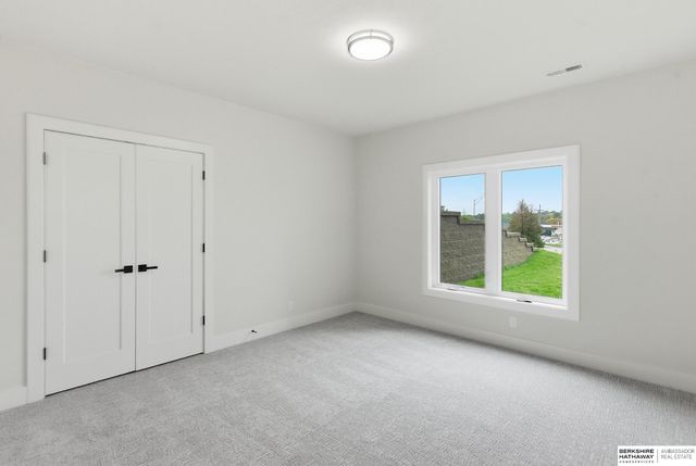 2432 S 182nd Circle, Omaha, NE 68130