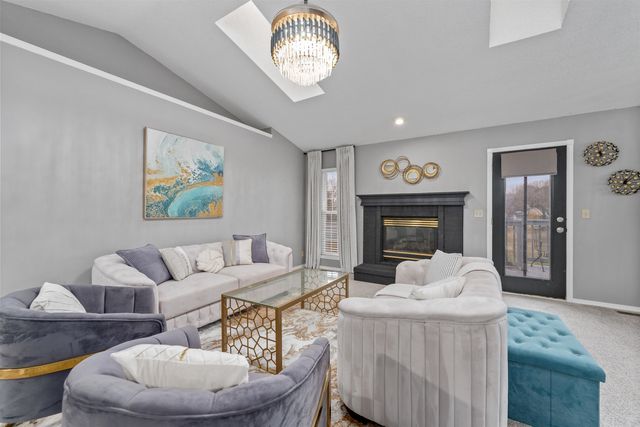 2735 N Meadow Oaks St, Wichita, KS 67220