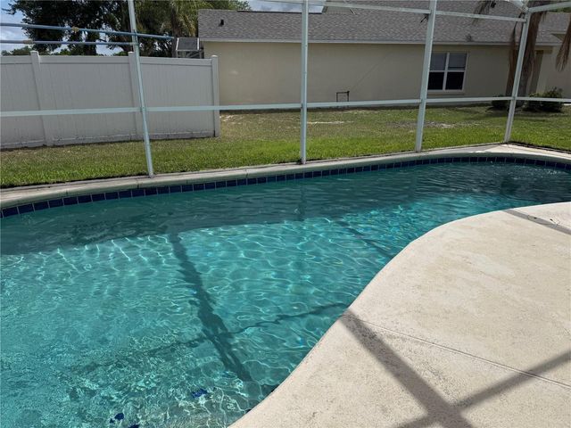 1122 CLEAR CREEK CIRCLE, Clermont, FL 34714