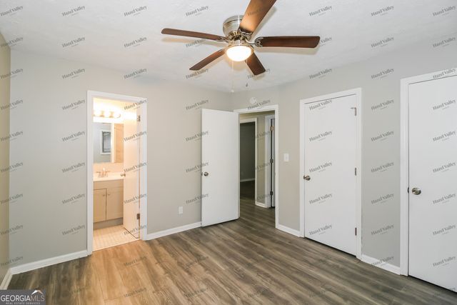 1077 Ponderosa Park Drive, Forest Park, GA 30297