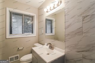 1077 Ponderosa Park Drive, Forest Park, GA 30297