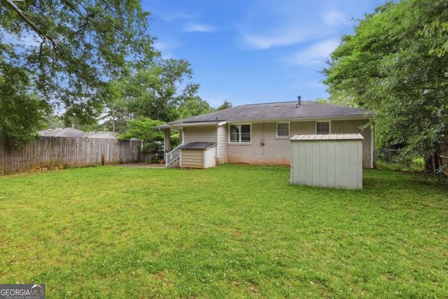 1972 S Columbia Place, Decatur, GA 30032