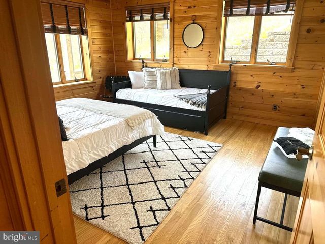 151 WHITE FAWN LN, Julian, PA 16844