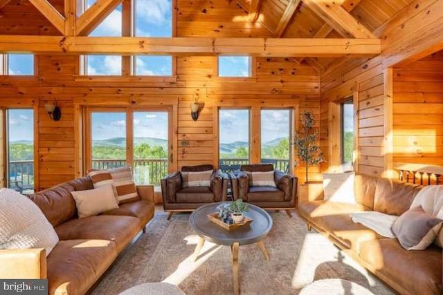 151 WHITE FAWN LN, Julian, PA 16844