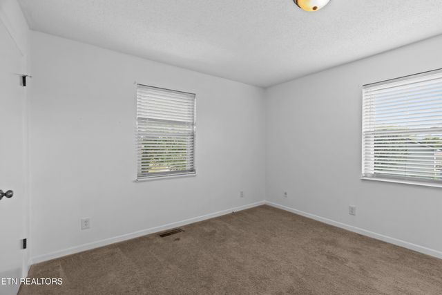 6864 Westgate Circle, Talbott, TN 37877