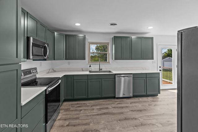 6864 Westgate Circle, Talbott, TN 37877