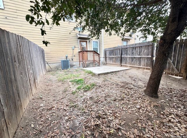 6412 Attucks Ln, San Antonio, TX 78238