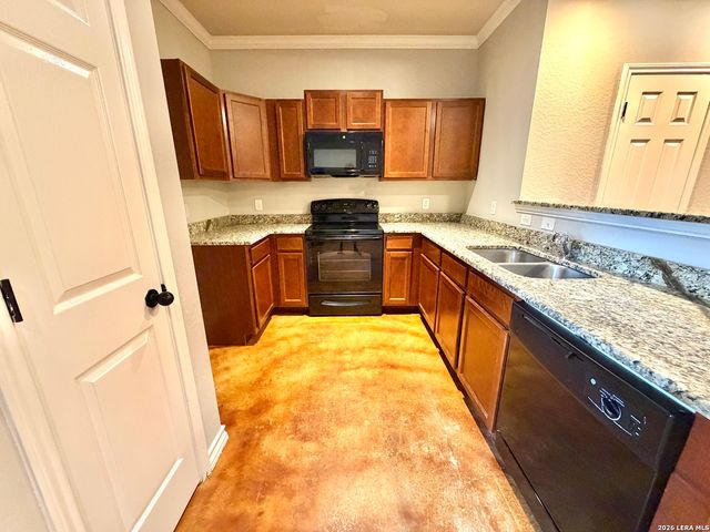 6412 Attucks Ln, San Antonio, TX 78238