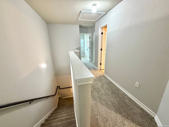 6412 Attucks Ln, San Antonio, TX 78238