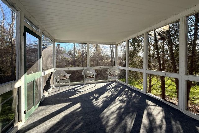 8 Cessna Place, Rutland City, VT 05701