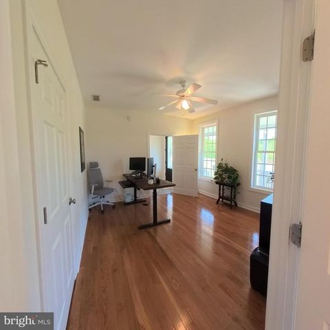 1225 MIDDLE RIVER RD, Stanardsville, VA 22973