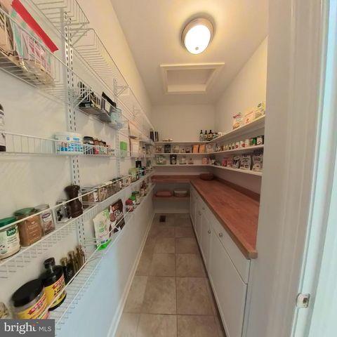 1225 MIDDLE RIVER RD, Stanardsville, VA 22973