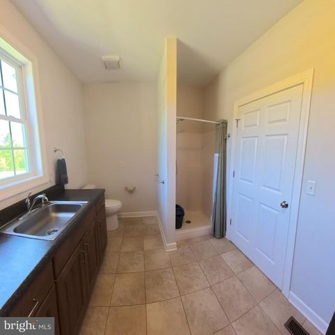 1225 MIDDLE RIVER RD, Stanardsville, VA 22973
