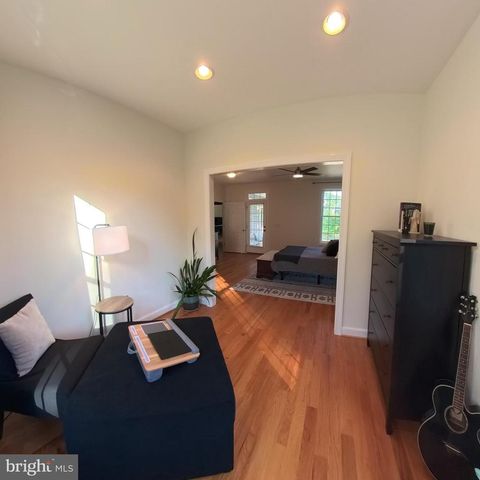 1225 MIDDLE RIVER RD, Stanardsville, VA 22973