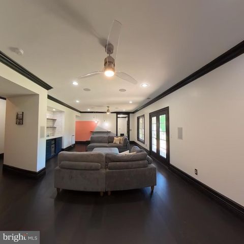 1225 MIDDLE RIVER RD, Stanardsville, VA 22973