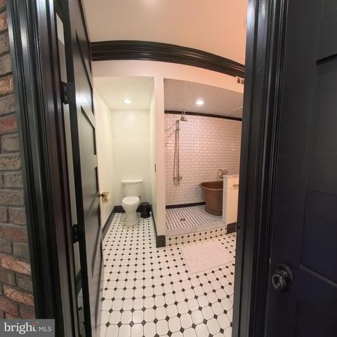 1225 MIDDLE RIVER RD, Stanardsville, VA 22973