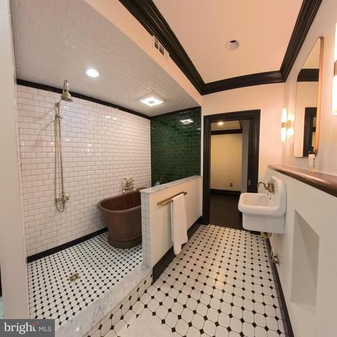 1225 MIDDLE RIVER RD, Stanardsville, VA 22973