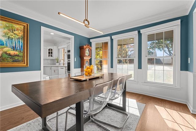 9504 W 106TH Street, Overland Park, KS 66212