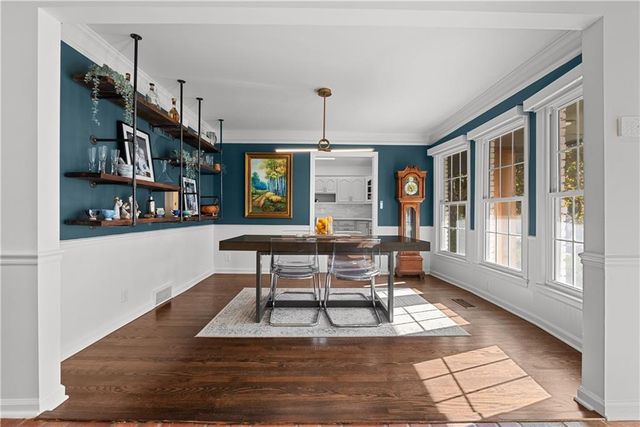 9504 W 106TH Street, Overland Park, KS 66212