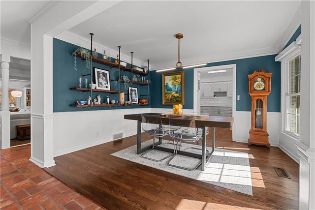 9504 W 106TH Street, Overland Park, KS 66212