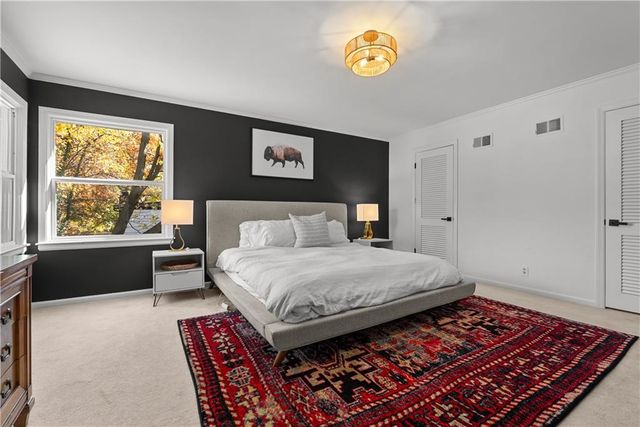 9504 W 106TH Street, Overland Park, KS 66212